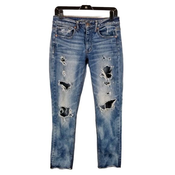 American Eagle Outfitters Women's Distressed Tomgirl Jeans Size 2 - Picture 1 of 8